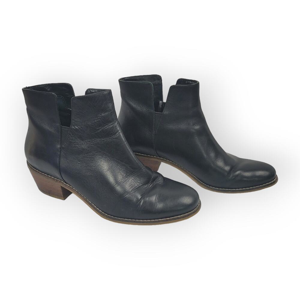 Cole Haan Abbot Black Leather Heeled Ankle Booties Boots Size 9.5 C D44240 Goth